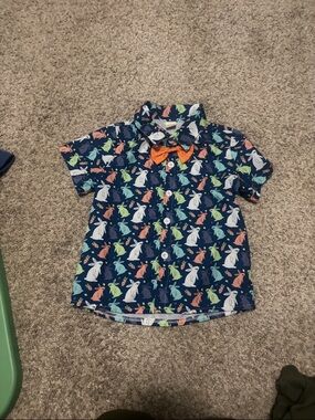 Navy Bunny Print Short-Sleeve Shirt with Orange Bow Tie - Kids